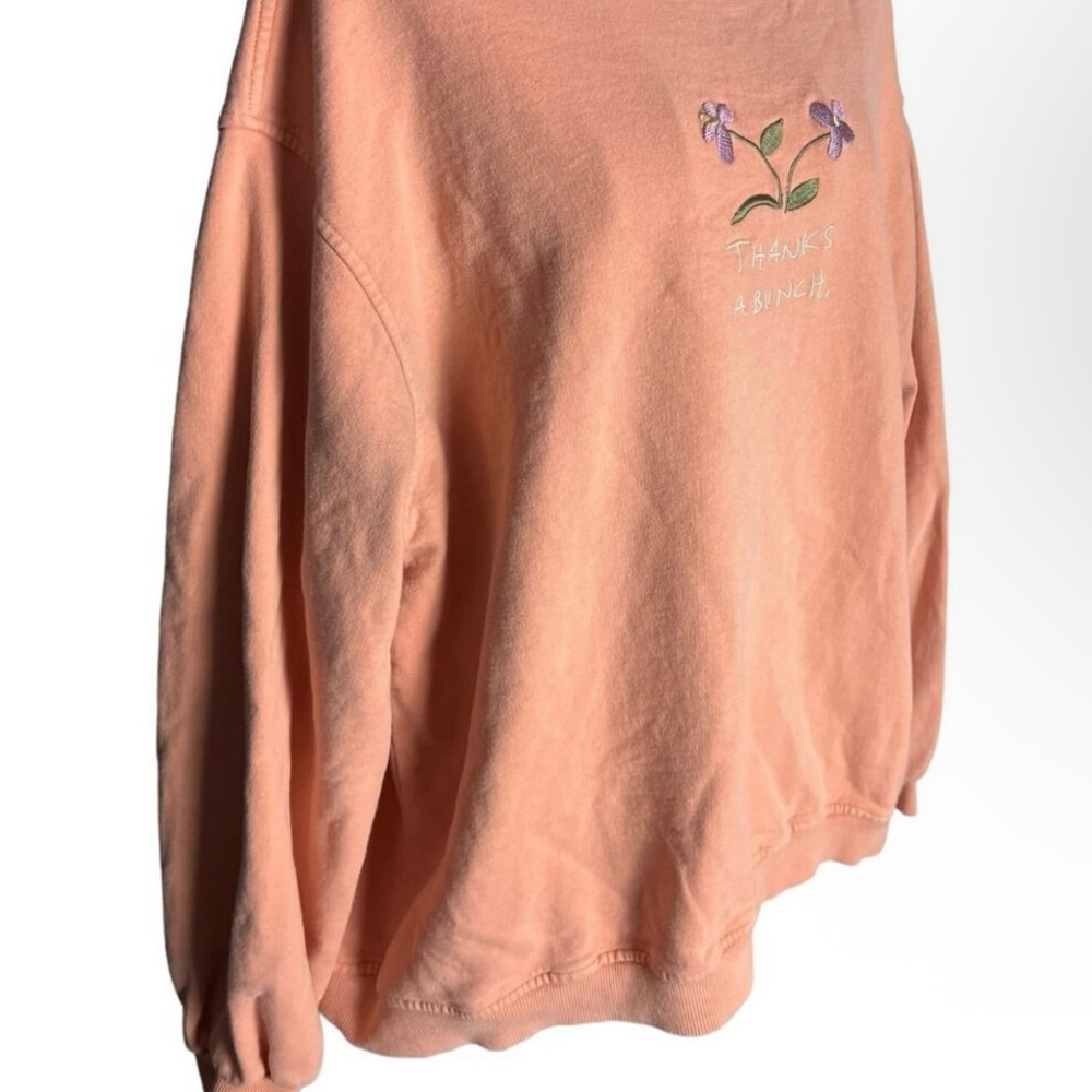 Urban Outfitters “Thanks a Bunch” Peach Crewneck with Floral Embroidery. Size M. - Picture 4 of 9